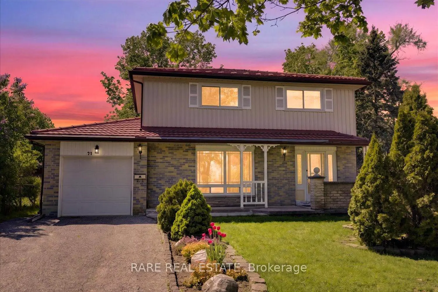 21 Porter Crescent