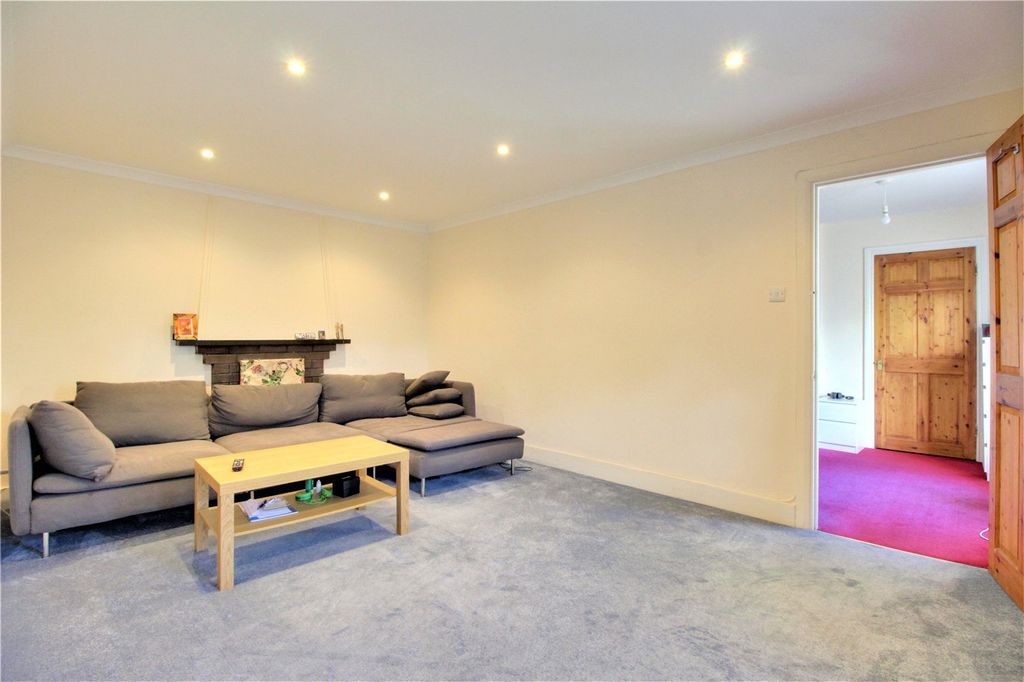 Additional image 2 of 1 bed maisonette for saleOld Cove Road, Fleet, Hampshire GU51