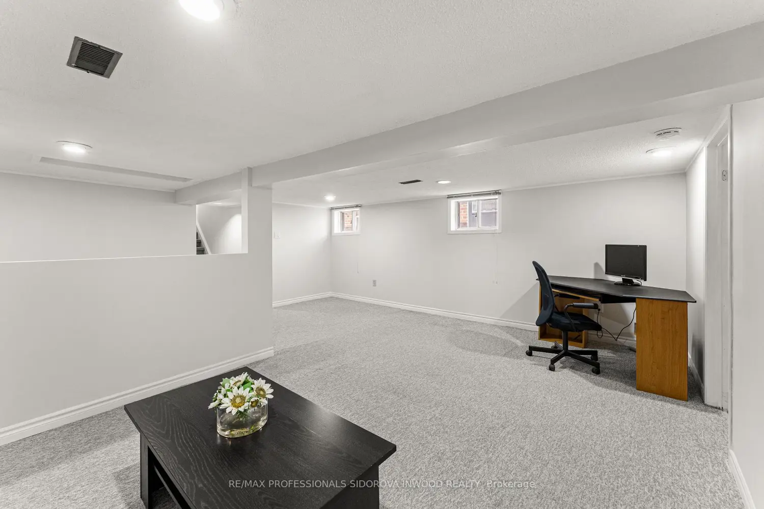 Additional image 17 of 580 Willard Avenue