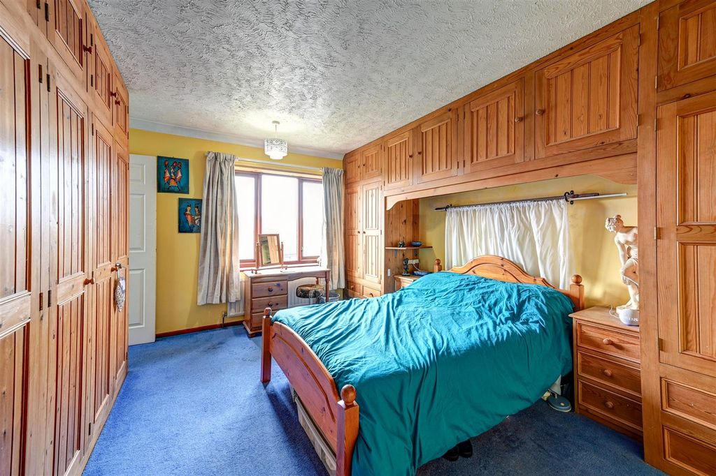 Additional image 17 of 5 bed detached house for saleFell Way, Bradwell, Great Yarmouth NR31