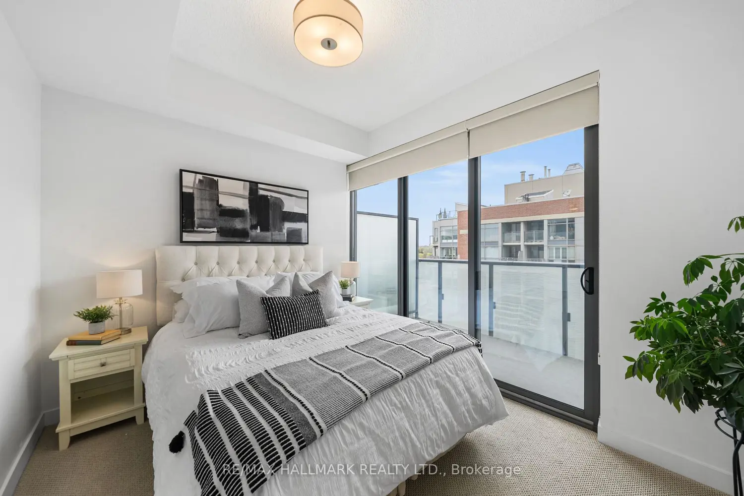 Additional image 12 of 1815 Yonge Street 1106