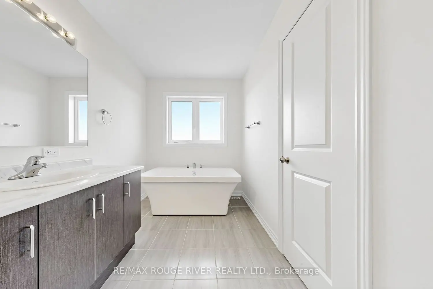 Additional image 7 of 1099 Cameo Street