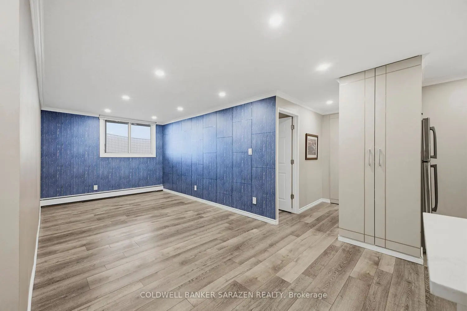 415 Greenview Avenue 2102 photo 4
