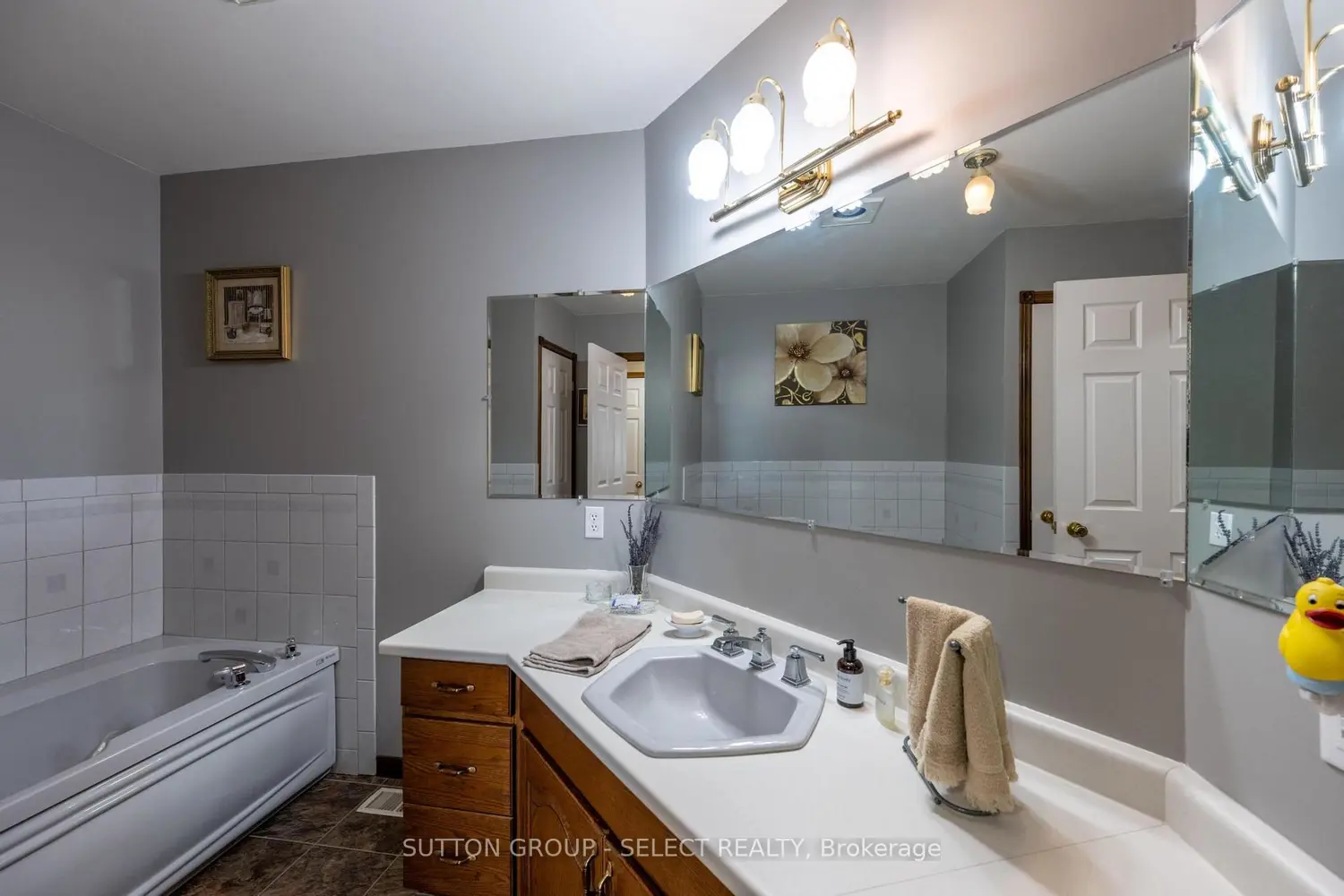 Additional image 9 of 77242 London Road