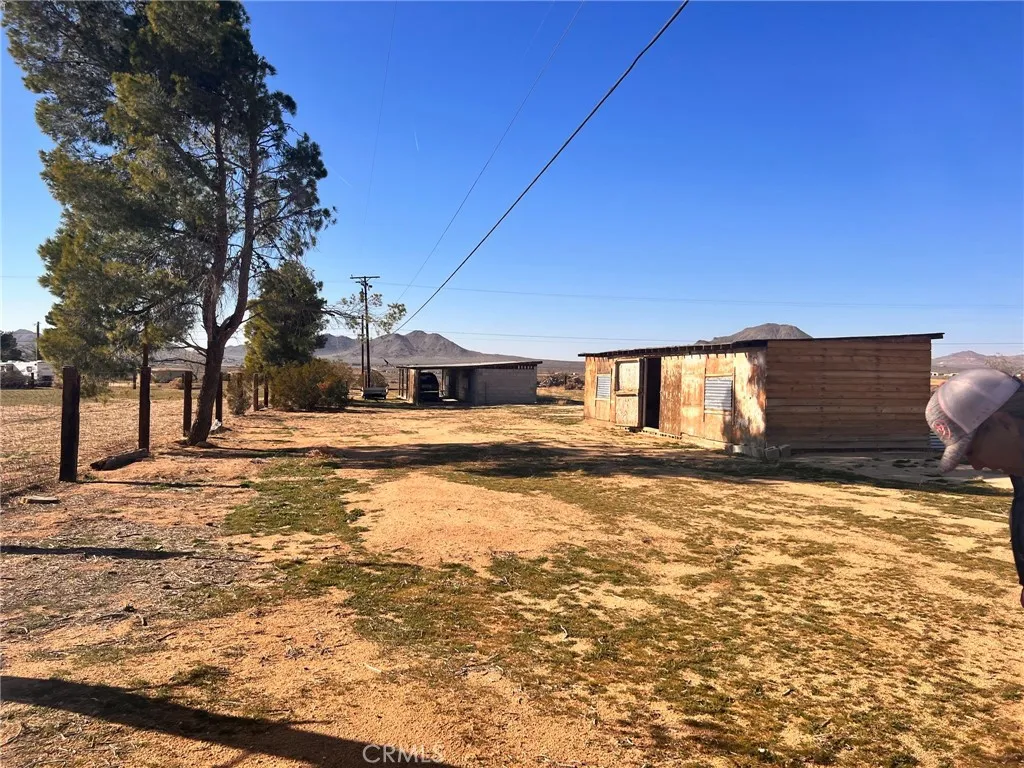 Saguaro Road, Apple Valley, CA 92307 photo 3
