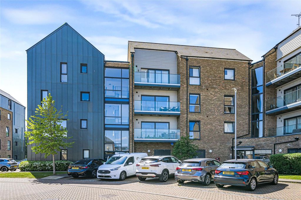 2 bed flat for saleHavelock Drive, Greenhithe, Kent DA9