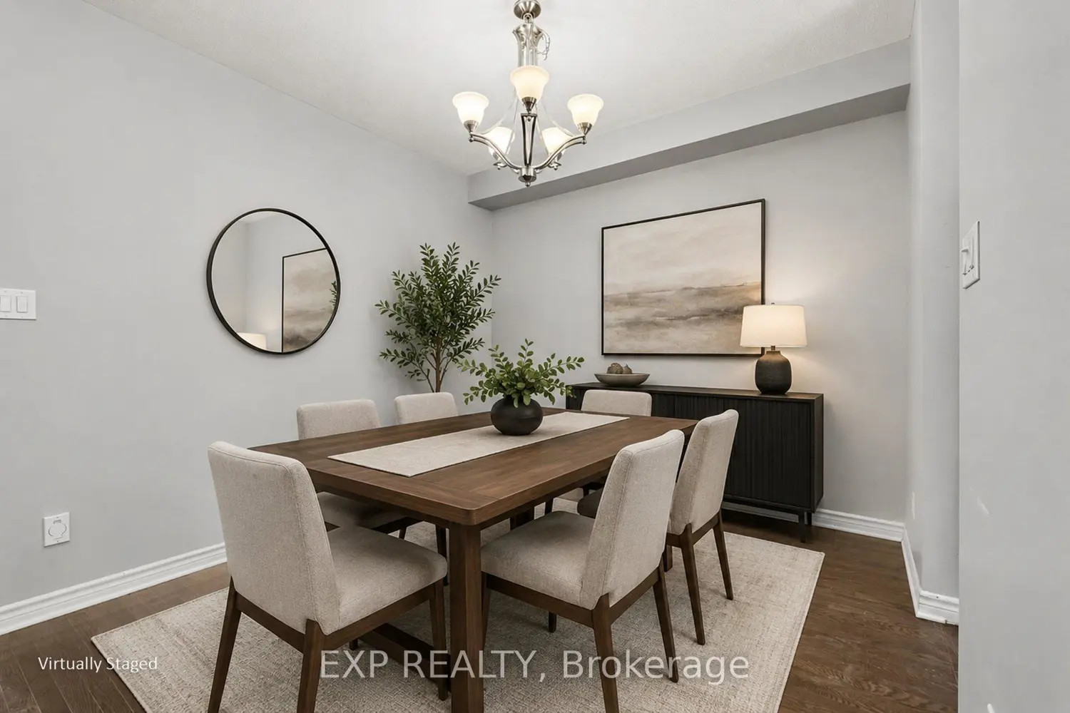 180 Flat Sedge Crescent photo 2