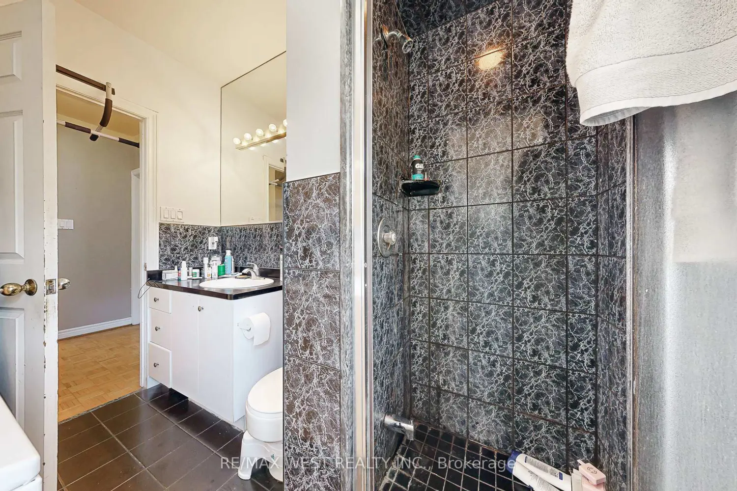 Additional image 11 of 52 Heydon Park Road