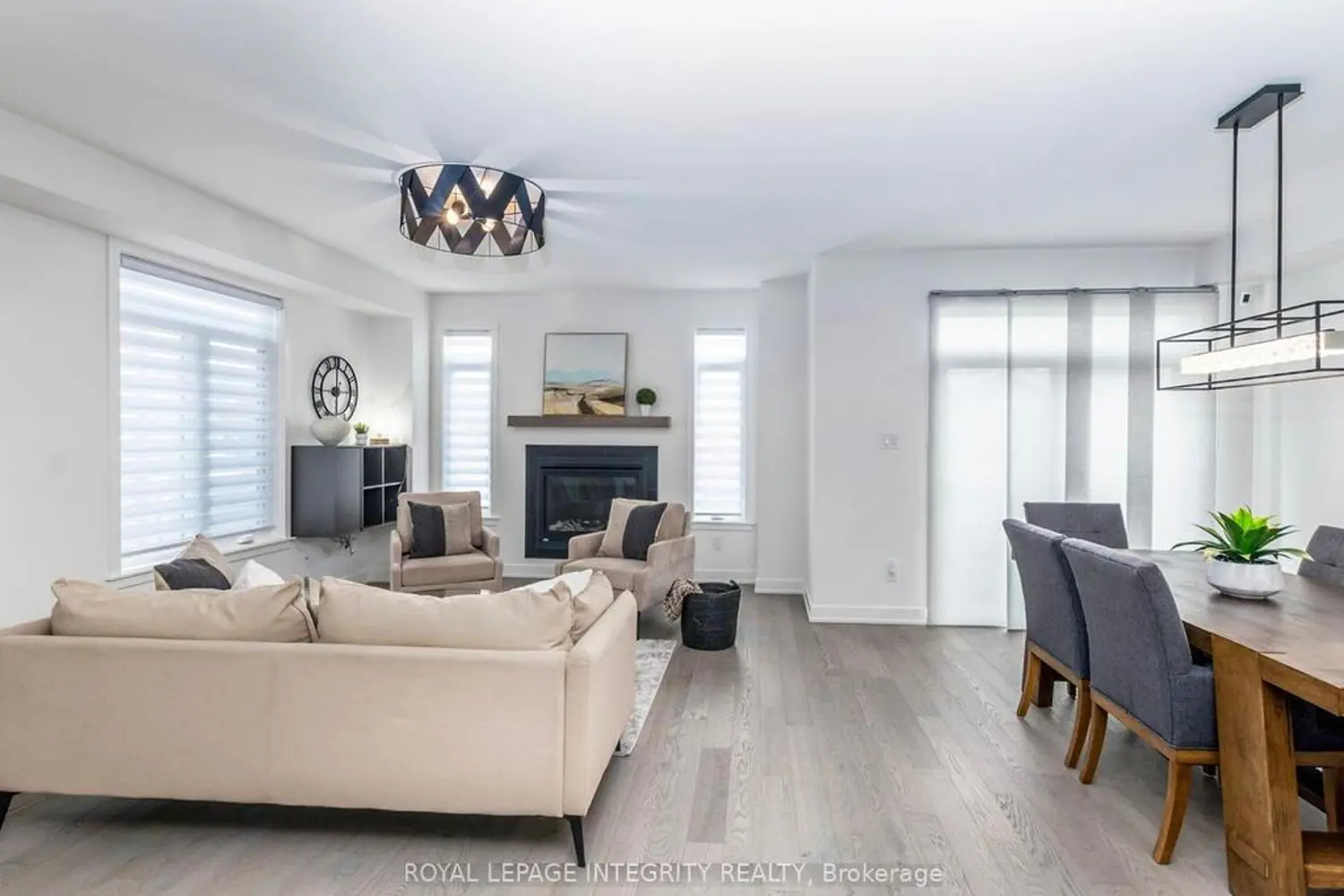 28 Mendoza Way photo 2