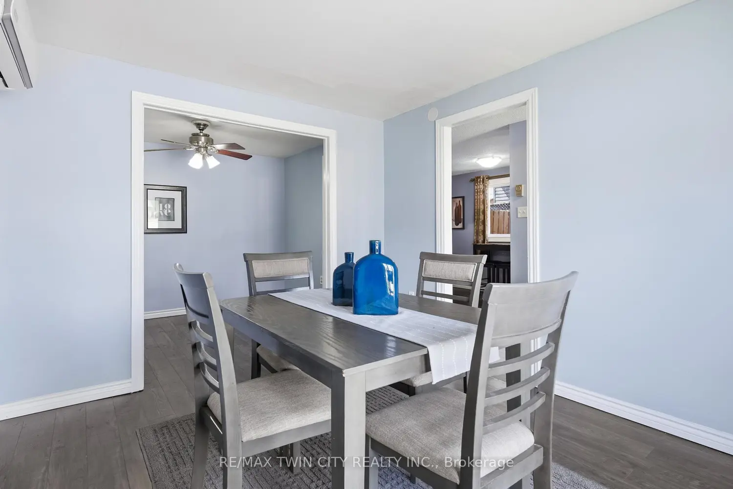 519 Pinetree Crescent