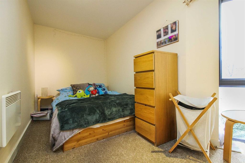 Additional image 7 of 2 bed flat for saleBaltic Quay, Mill Road, Gateshead NE8