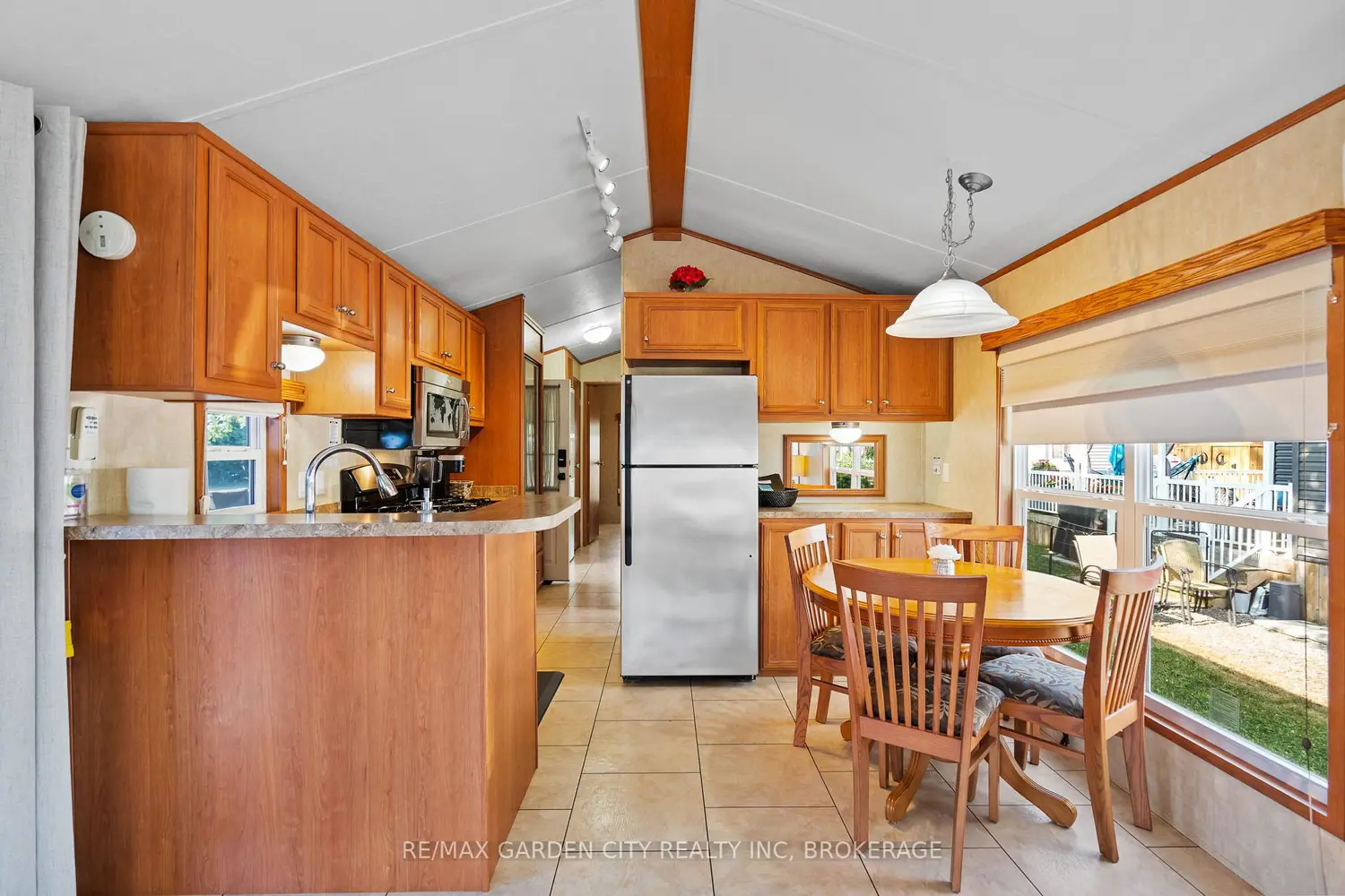 1501 Line 8 Road 264 photo 5