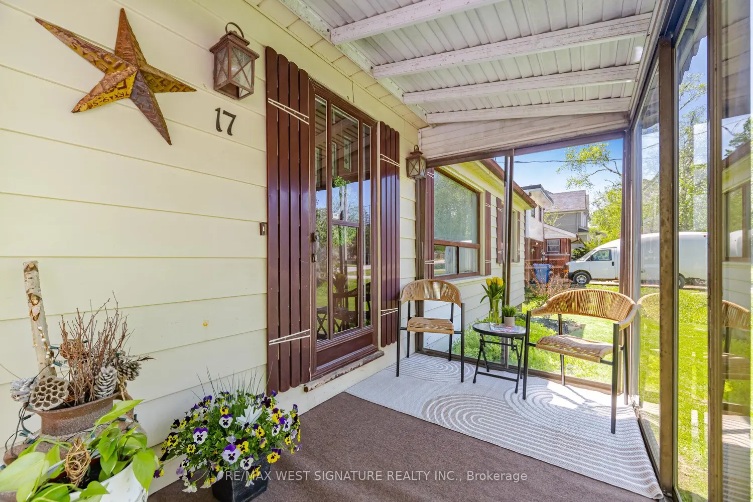 17 Faris Avenue photo 3