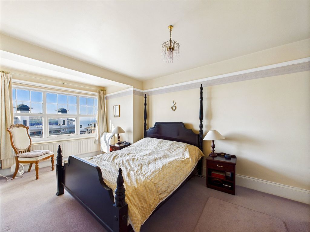 Additional image 8 of 6 bed detached house for saleSouth Hill, Felixstowe, Suffolk IP11