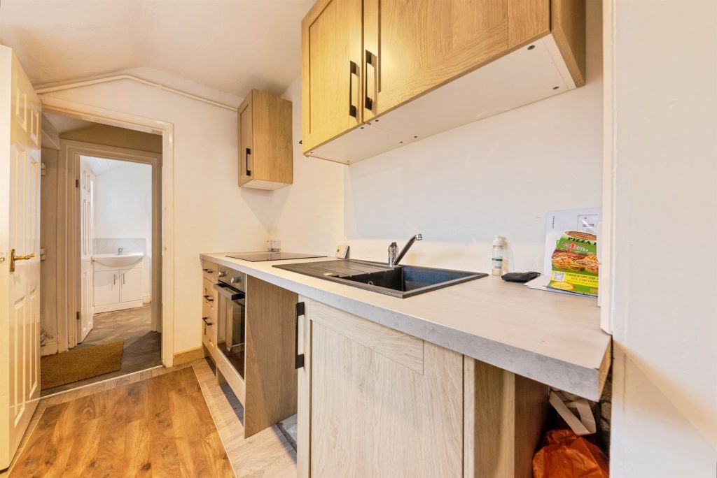 Additional image 15 of 1 bed flat for saleOxford Street, Grantham NG31