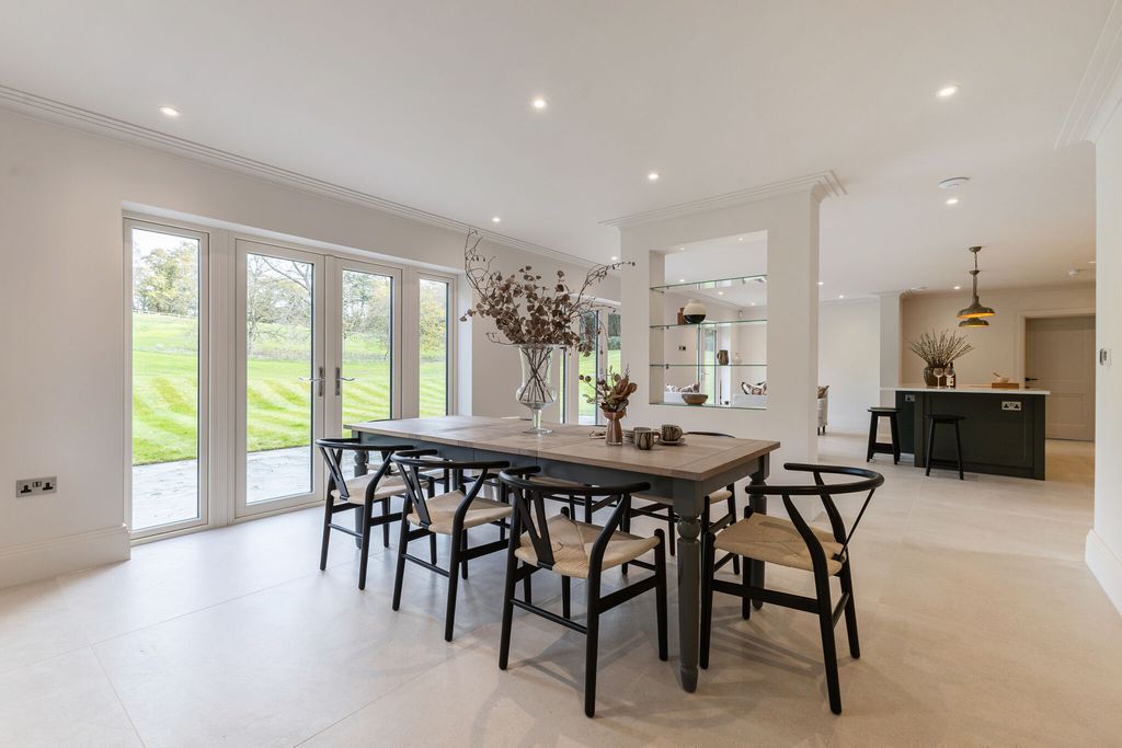 Additional image 12 of 6 bed detached house for saleArkell Lane, Frensham, Farnham GU10