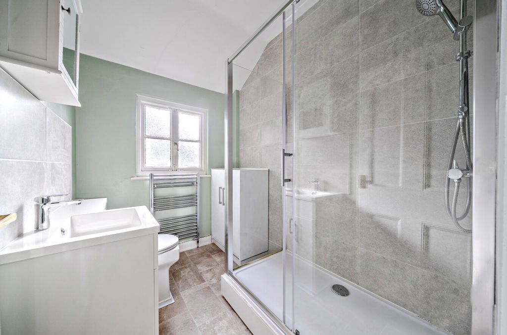 Additional image 12 of 3 bed flat for saleGloucester Street, Faringdon, Oxfordshire SN7