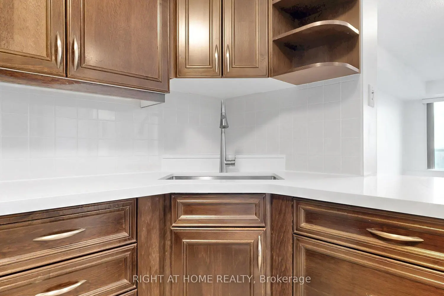 Additional image 6 of 2020 Mcnicoll Avenue 807