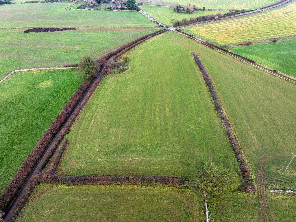 Land for saleDaglingworth, Cirencester GL7 photo 2