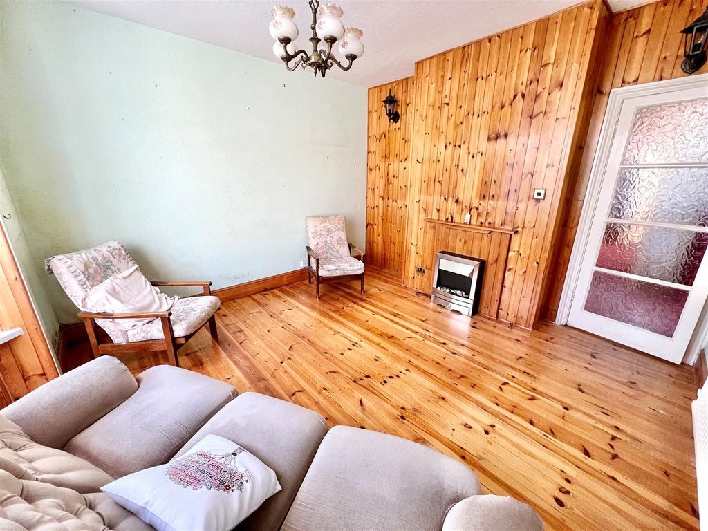 Additional image 4 of 3 bed semi-detached house for saleFreshwater, Isle Of Wight PO40