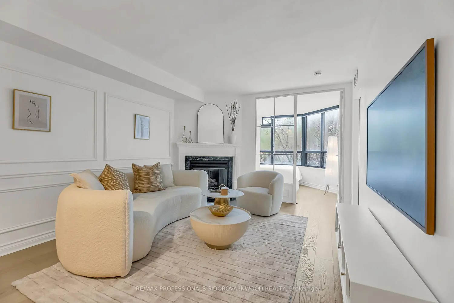 1 Ripley Avenue 302