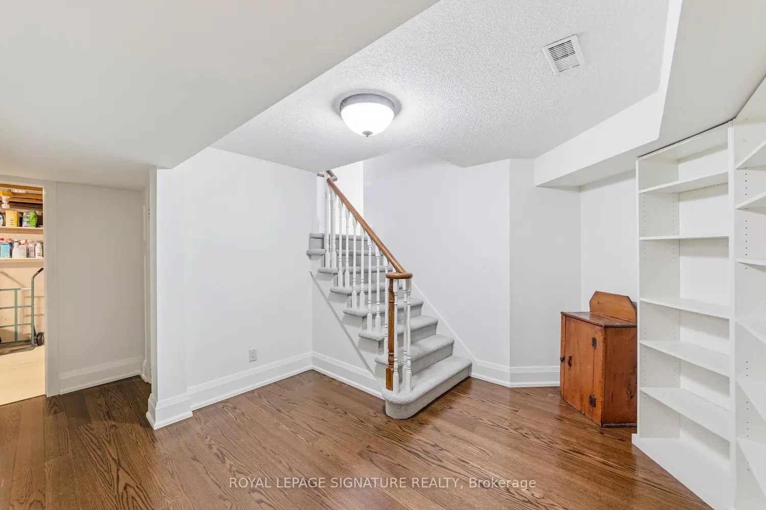 Additional image 17 of 223 Rebecca Street 41