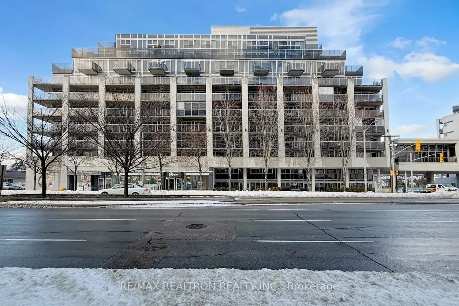 1050 The Queensway Avenue 217