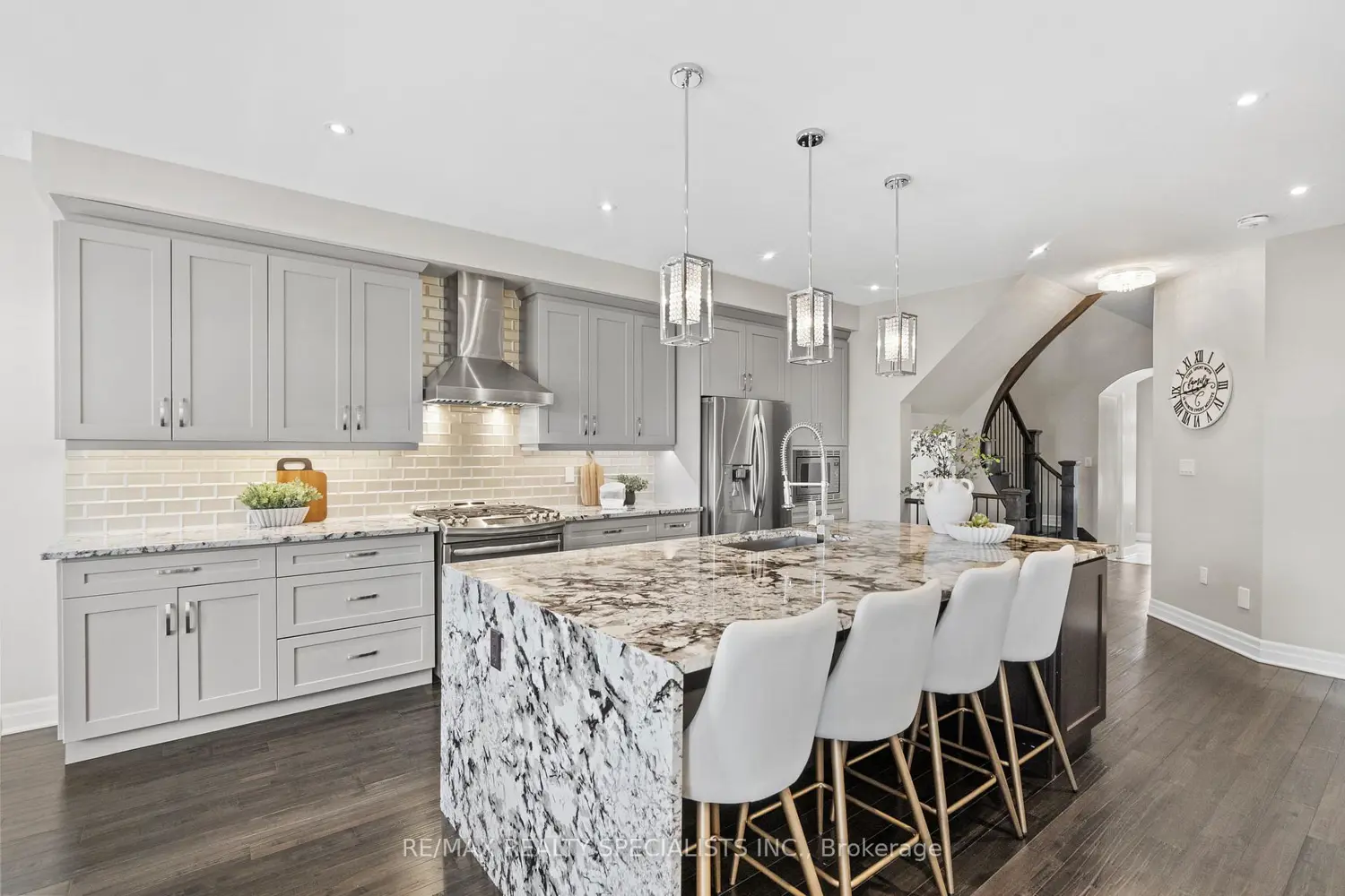1406 Orr Terrace photo 4