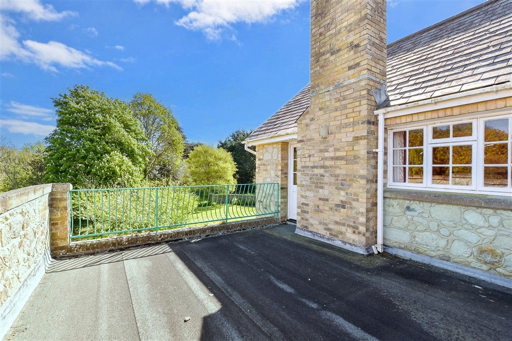Additional image 12 of 3 bed detached house for saleEaston Lane, Freshwater, Isle Of Wight PO40