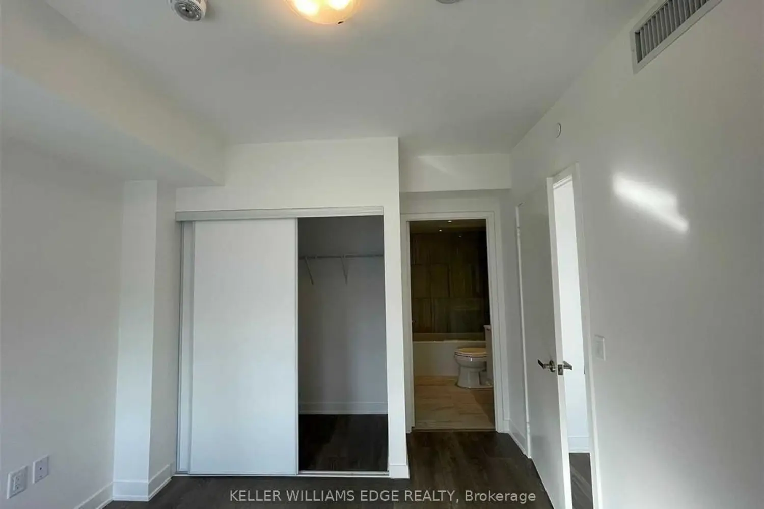 Additional image 8 of 195 Redpath Avenue 1206