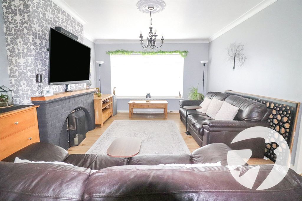Additional image 3 of 4 bed semi-detached house for saleSwanton Road, Erith DA8