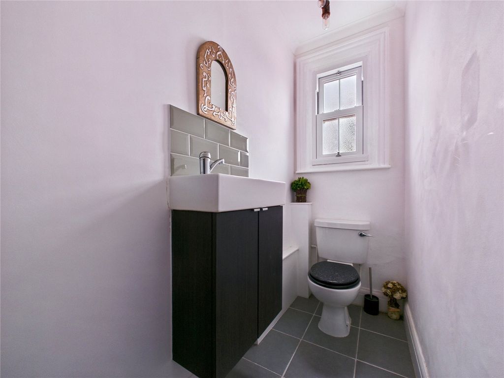Additional image 12 of 5 bed detached house for saleConstable Road, Felixstowe, Suffolk IP11