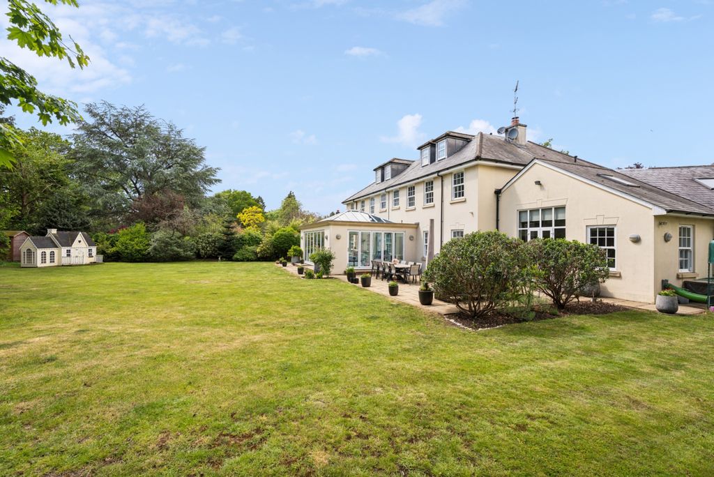 Additional image 15 of 7 bed detached house for saleCamp Road, Gerrards Cross SL9
