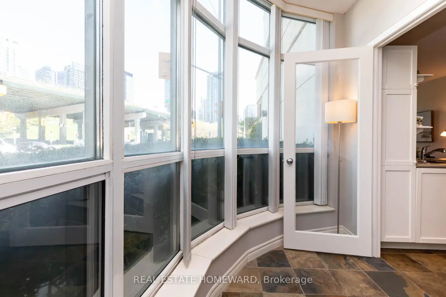 Additional image 9 of 600 Queens Quay 101