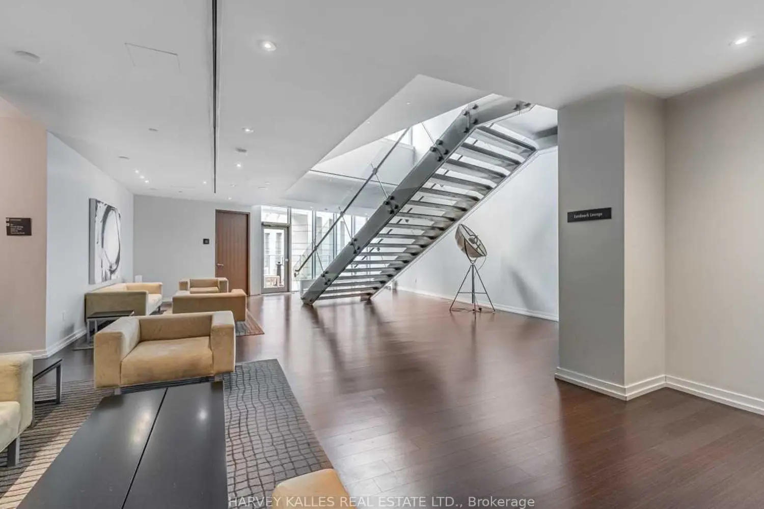 Additional image 11 of 2191 Yonge Street 504