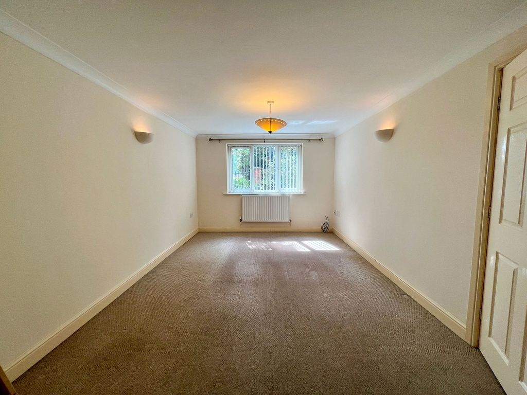 Additional image 5 of 2 bed flat for saleUniversity Court, Grantham NG31