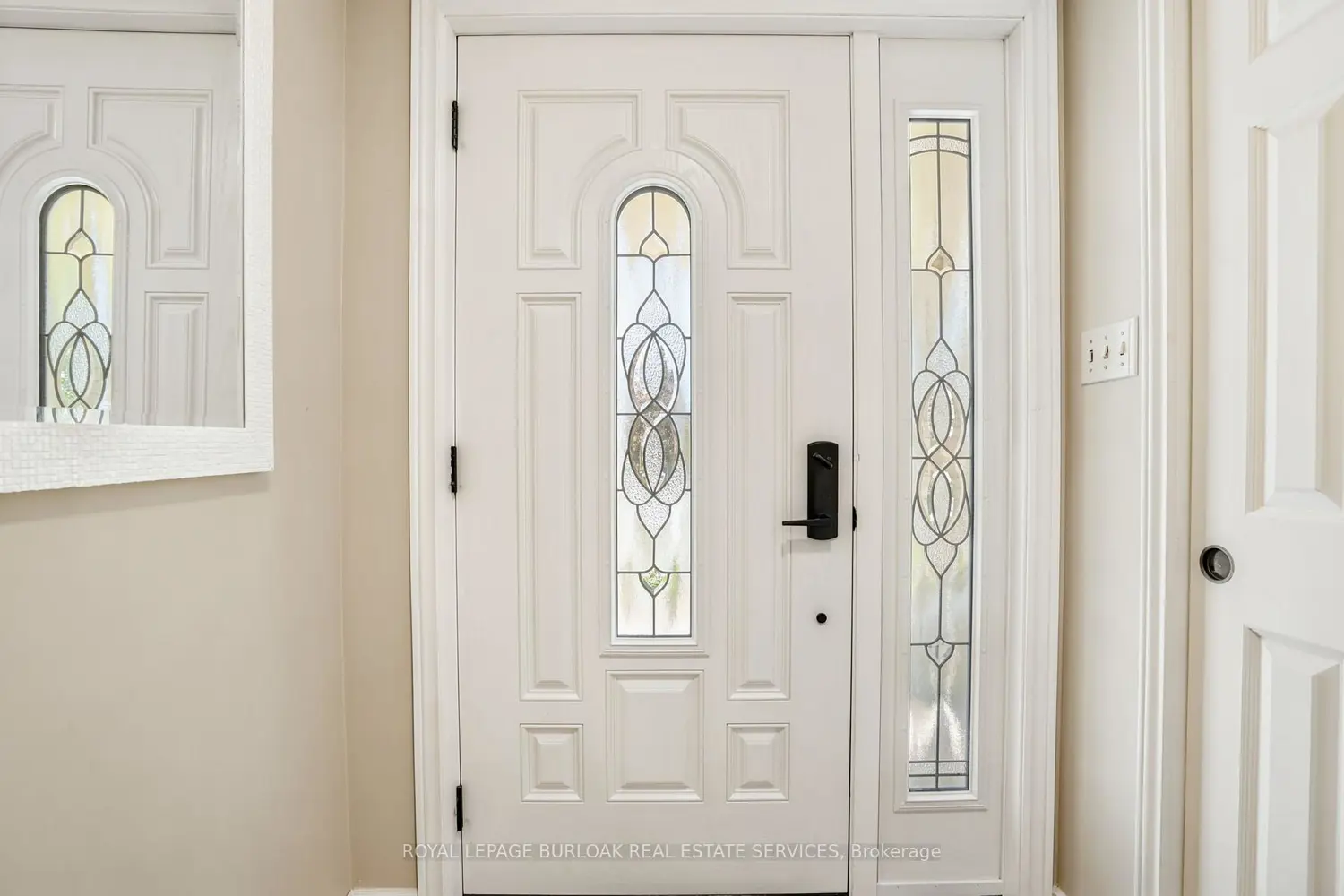 9 Magnolia Court photo 2