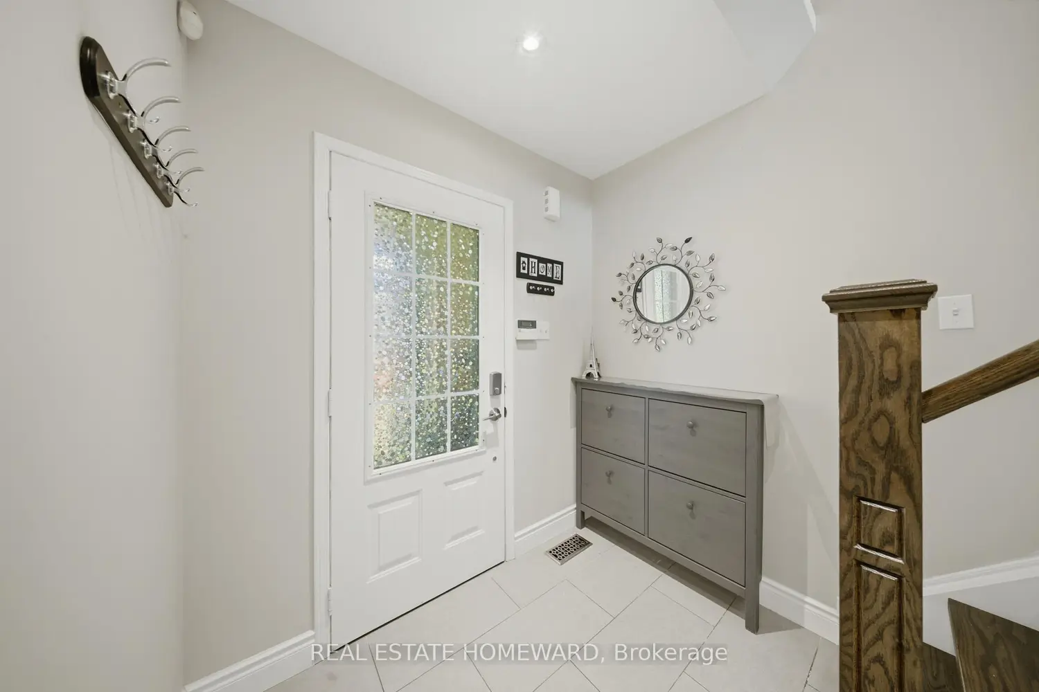 5942 Delle Donne Drive photo 3
