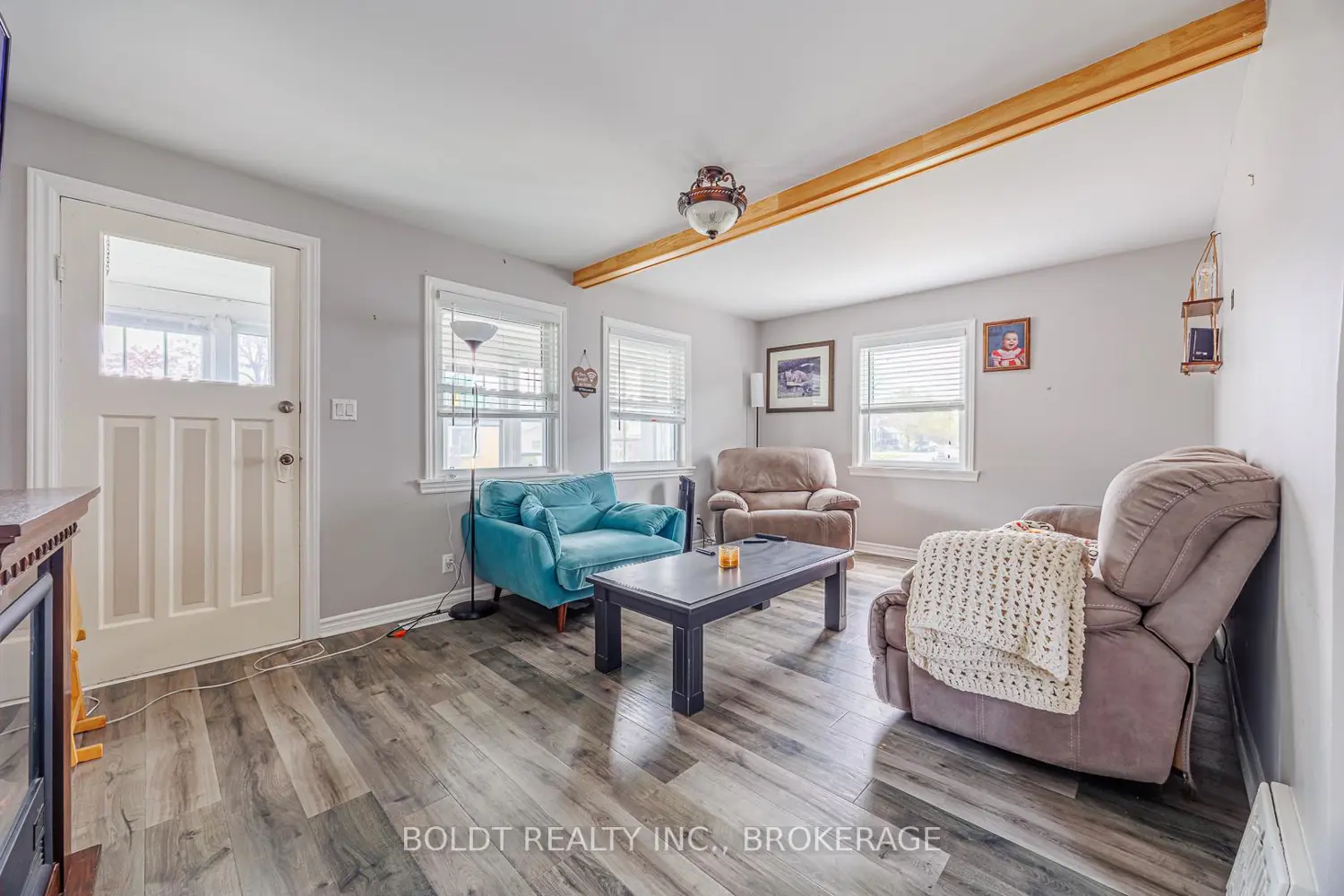 142 Clara Street photo 5