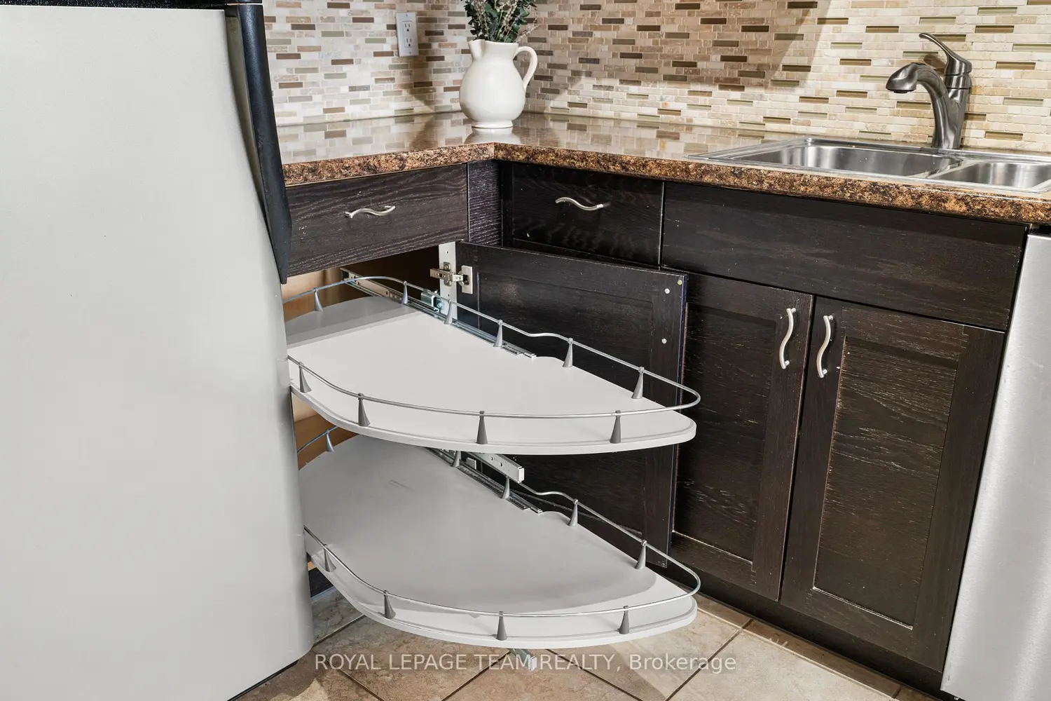 Additional image 8 of 2625 Regina Street 507
