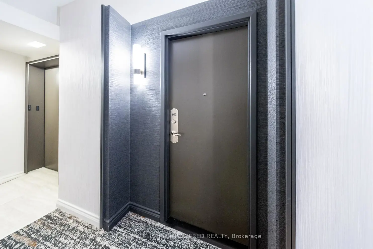 Additional image 3 of 2100 John Street 201