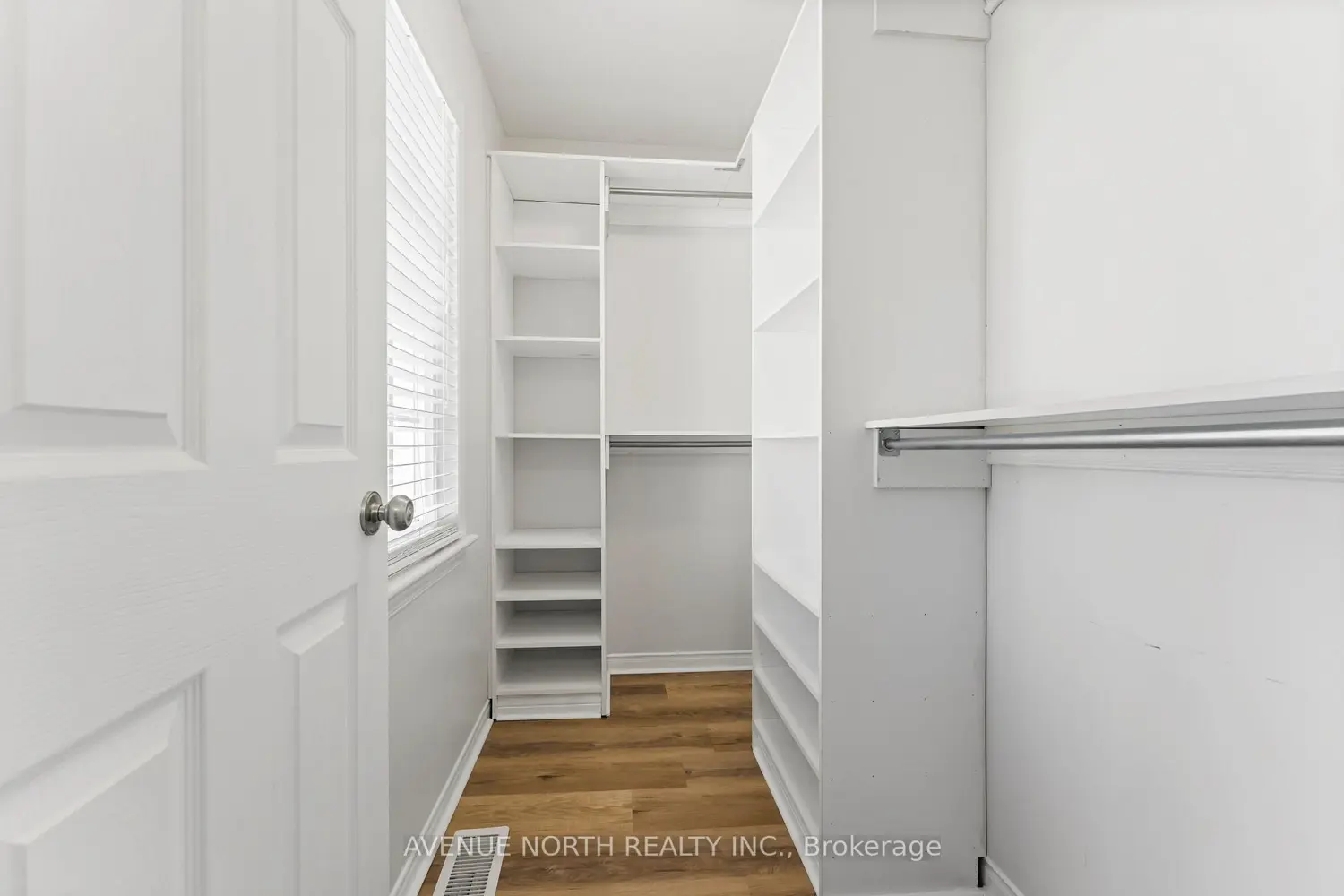 Additional image 4 of 402 Ashbourne Crescent
