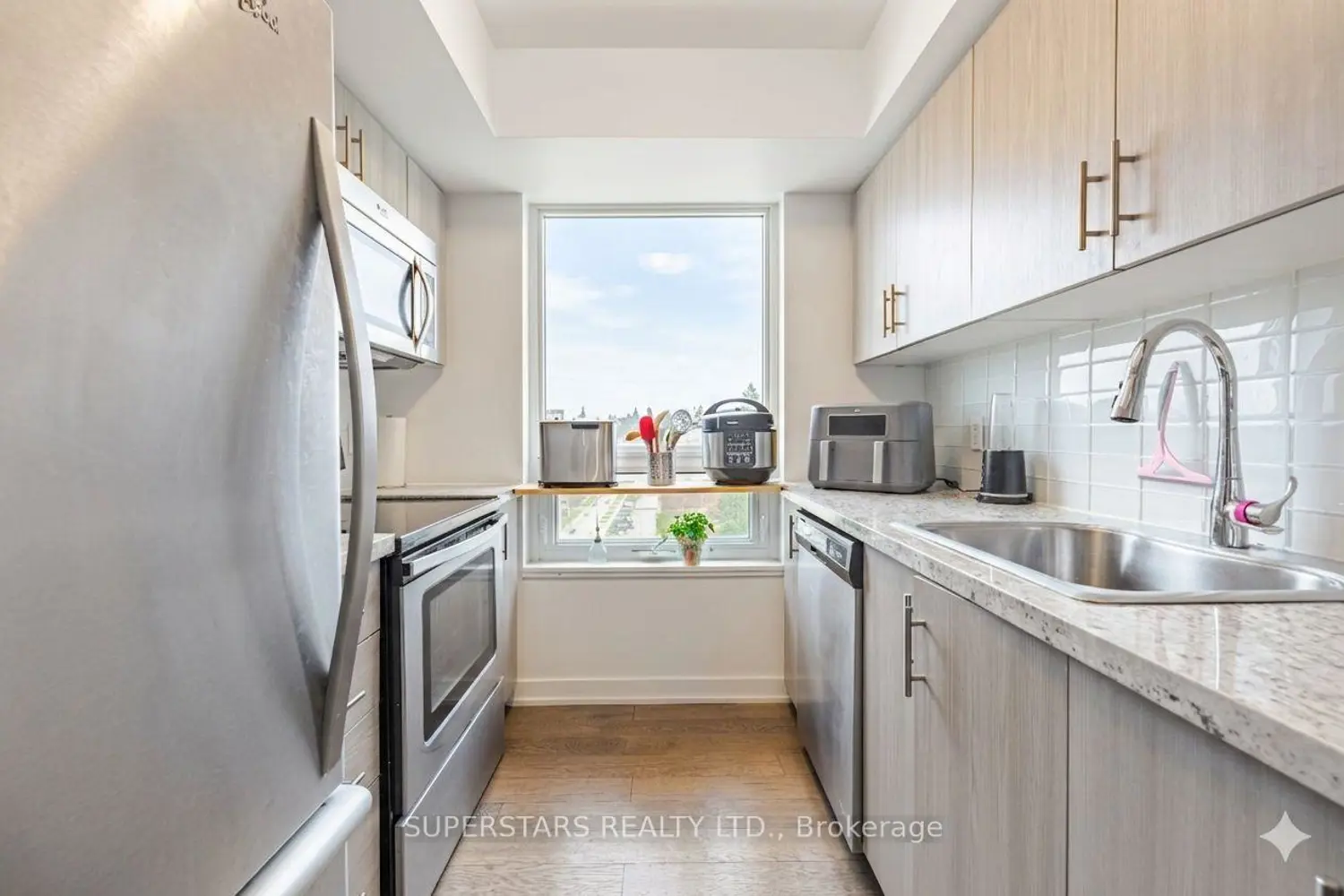 Additional image 7 of 185 Bonis Avenue 1511
