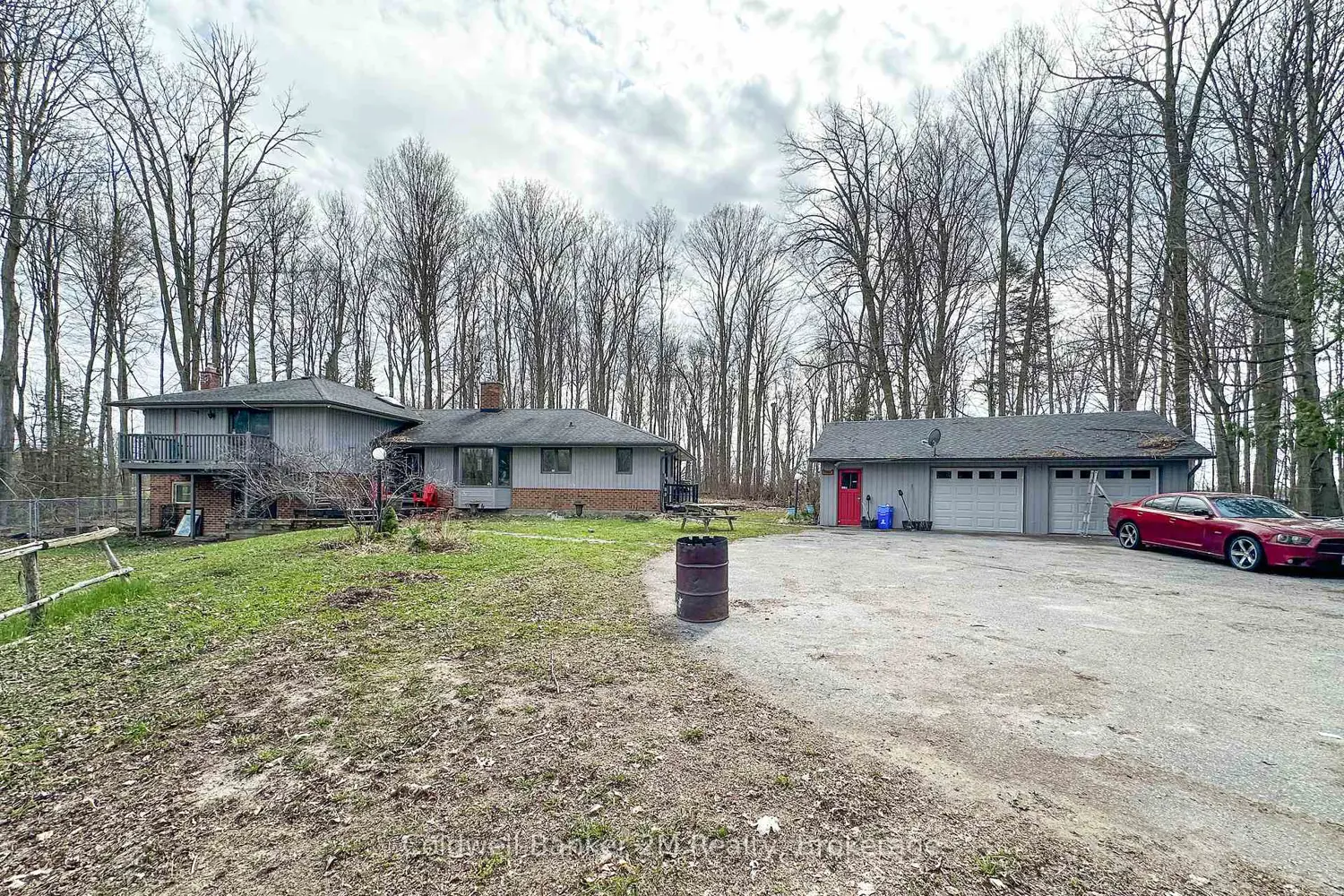 14900 Regional Rd 57 photo 3