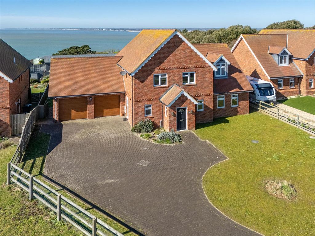 Additional image 21 of 4 bed detached house for saleFreshwater, Isle Of Wight PO40