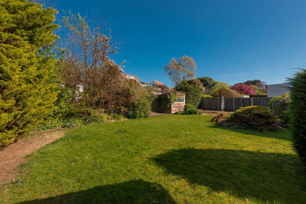 Additional image 27 of 4 bed detached bungalow for sale28 Glenorchy Road, North Berwick EH39