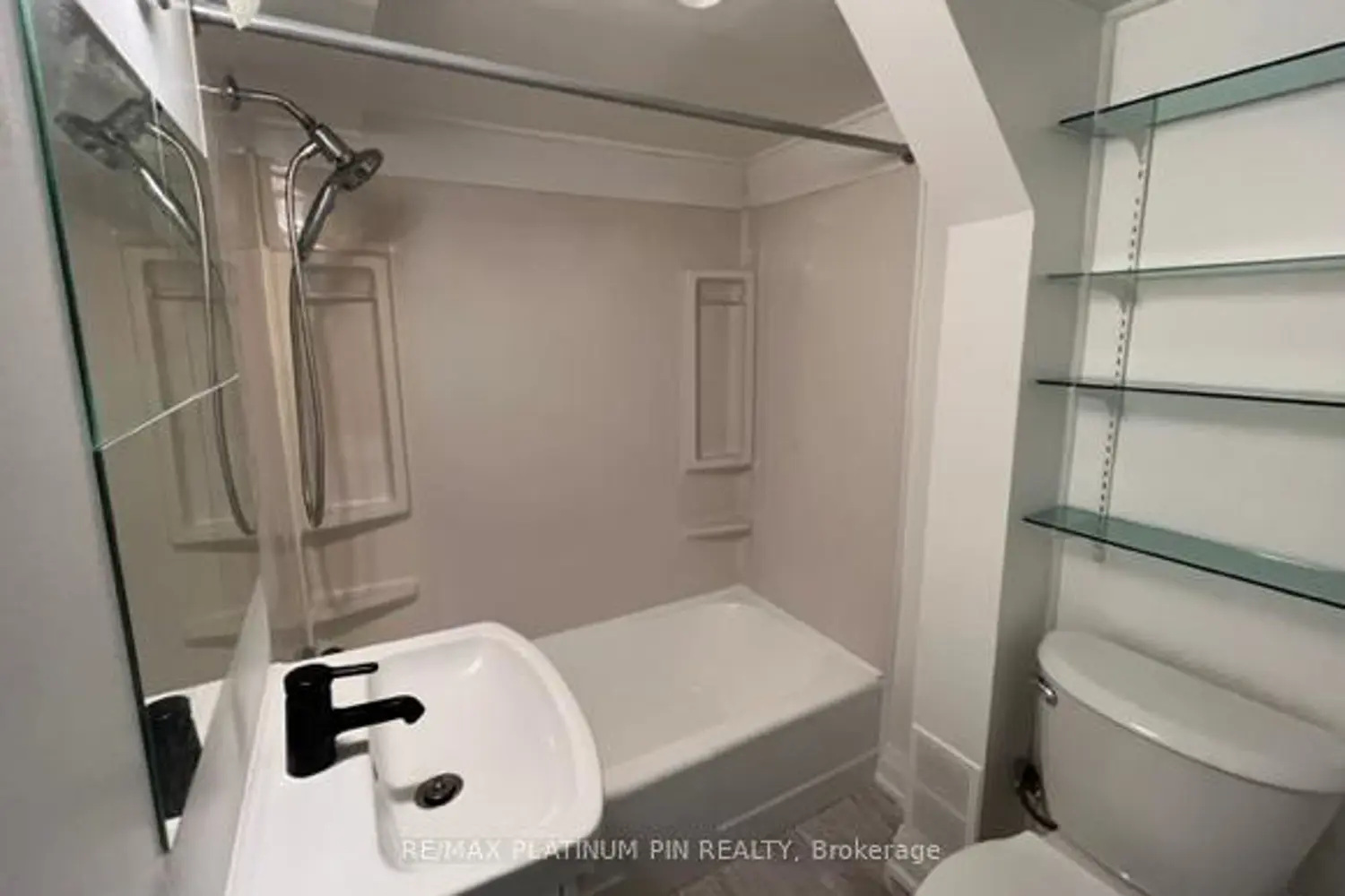 Additional image 11 of 194 Florence Avenue