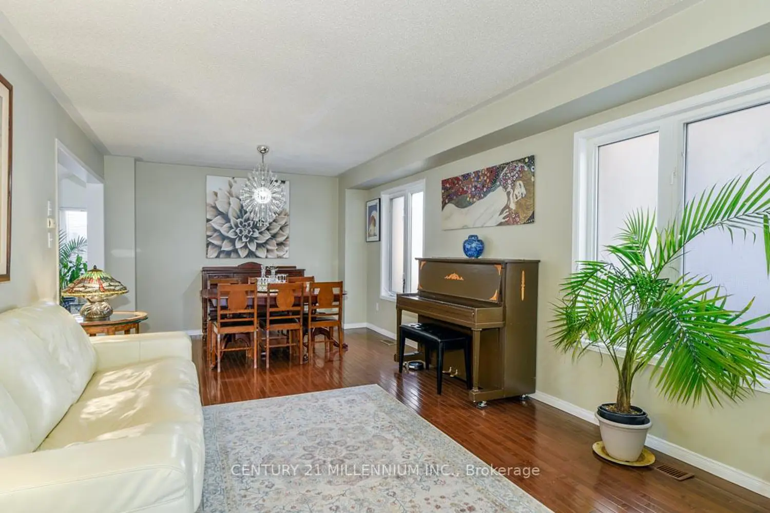 Additional image 3 of 42 Sweet Clover Crescent