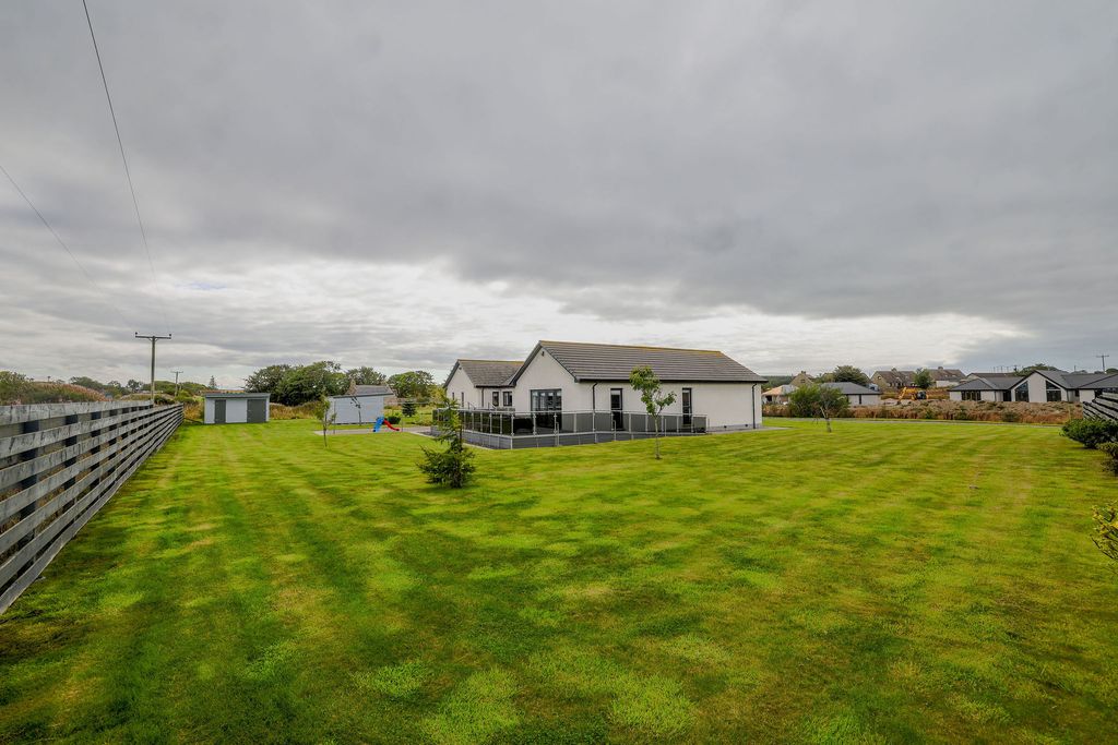 4 bed detached bungalow for saleLonmay, Fraserburgh AB43 photo 2
