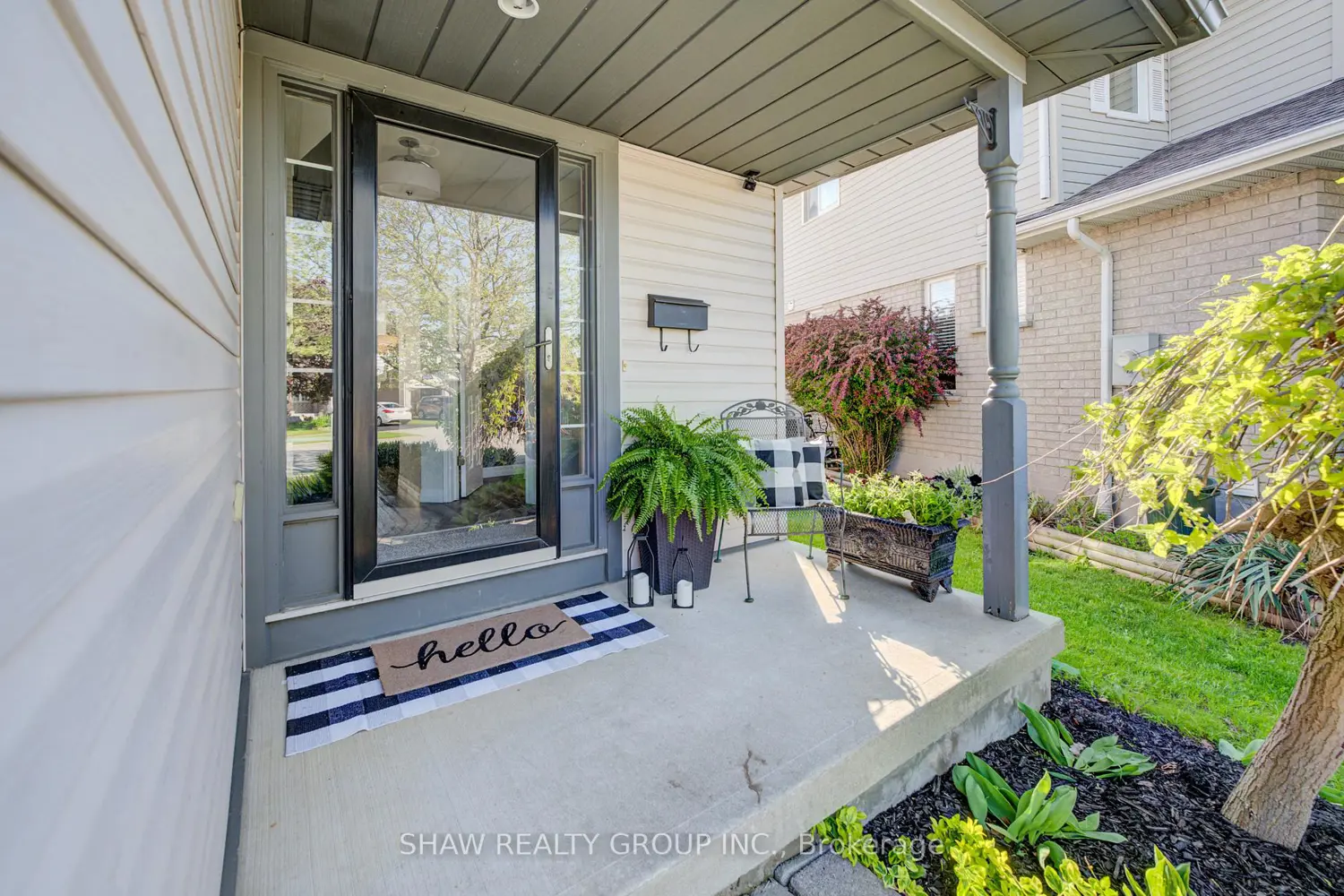 35 Hawkins Drive photo 2